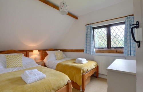 Warbleton House | Holiday Home Warbleton Manor
