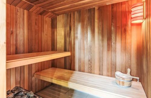 Dagebuell House | Holiday Home Wattenmeer by Interhome