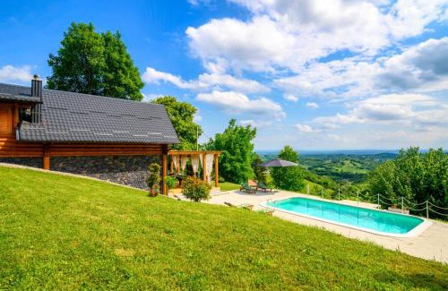 Jastrebarsko House | Holiday Home Wellspring