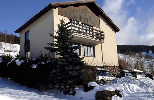 Velka Upa House | Holiday home with garden barbecue directly at hiking trails