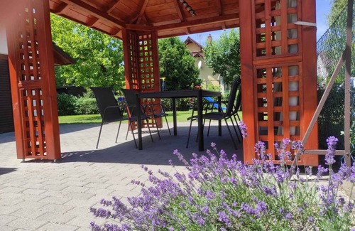 Balatonfenyves House | Holiday home with washing machine and terrace
