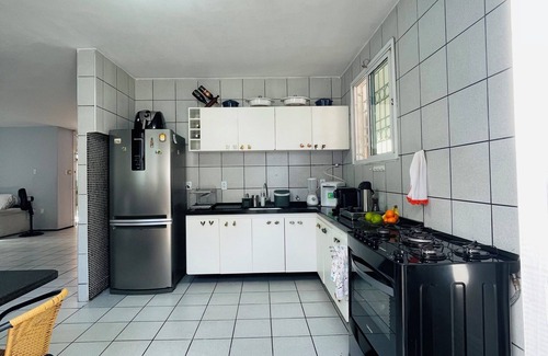 Dionisio Torres House | Holiday home with 3 bedrooms, garden, swimming pool, barbecue, 4 parking spaces 🚗