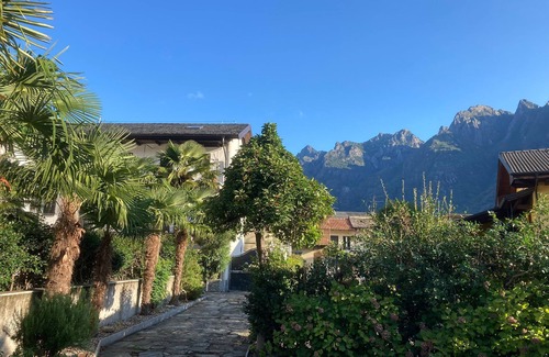 Ornavasso House | Holiday home with a large private garden surrounded by mountains and lakes