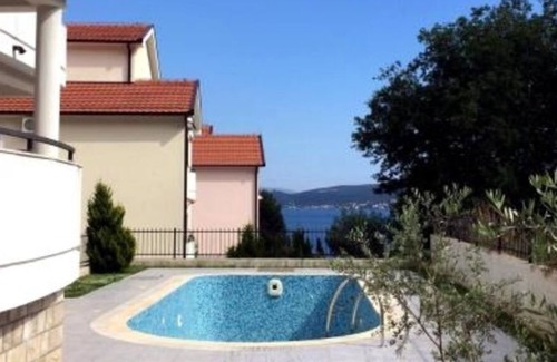 Baosici House | Holiday Home With A Pool