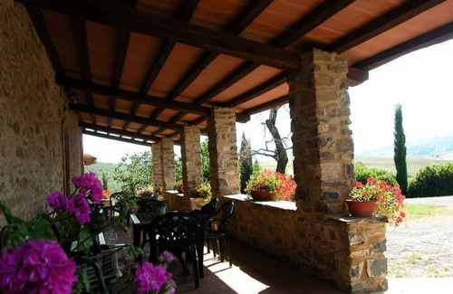 Montalcino House | Holiday home with air conditioning, pool and private garden