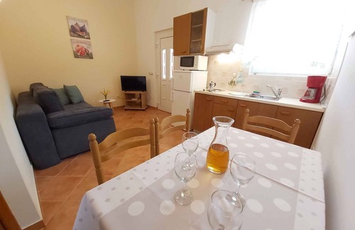 Peroj House | Holiday home with air conditioning
