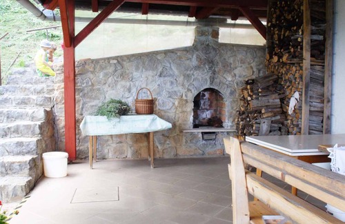 Semic House | Holiday home with balcony and garden