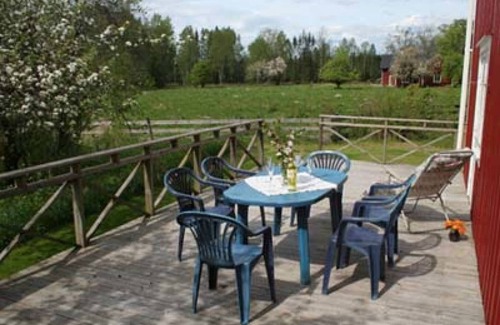 Lenhovda Ski Chalet | Holiday home with boat in the middle of the Swedish Crystal Empire