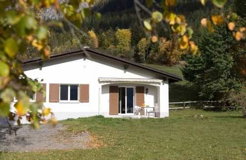 Lenz House | Holiday home with garden Tgeasa Schilendra-Lantsch/Lenz