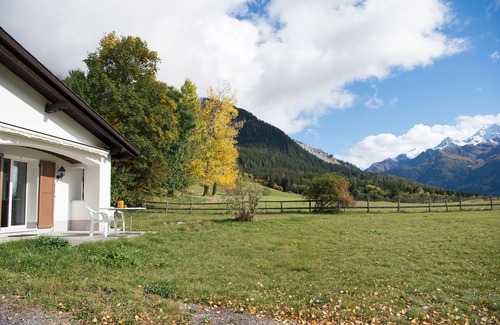 Lenz House | Holiday home with garden Tgeasa Schilendra-Lantsch/Lenz