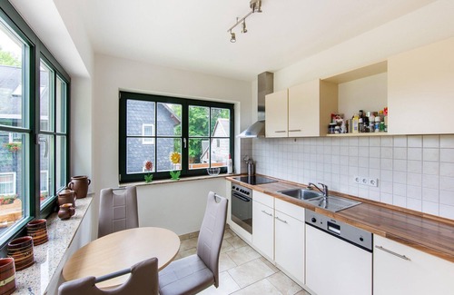 Friedrichshoehe House | Holiday home with garden and terrace