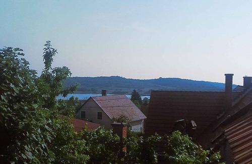 Tihany House | Holiday home with garden only 50 meters from the center