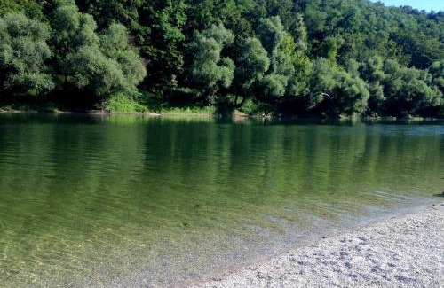 Pokupsko House | Holiday home with hot tube, near the river