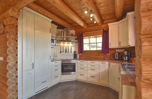 Fuchsberg House | Holiday home with hot tub