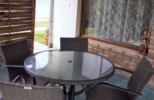 Balatonbereny House | Holiday home with pool and covered terrace