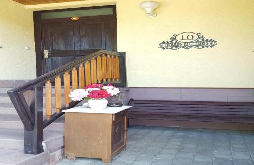 Unterweid House | Holiday home with natural garden, cleaning included