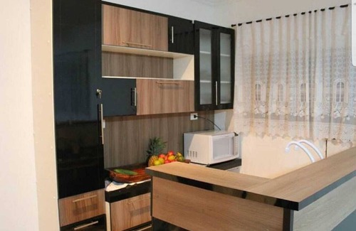 Jardim das Cancoes House | Holiday Home with Pool in Bertioga, 200 meters from the beach, with Wi-Fi