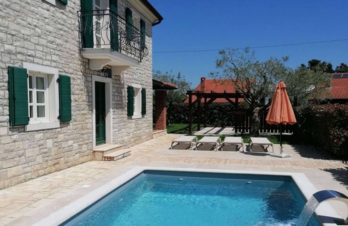 Buici House | Holiday home with pool for 5 persons near Poreč