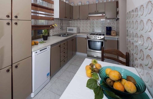 Snasici House | Holiday home with pool in a quiet location for families