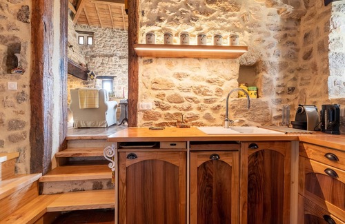 Saint-Basile House | Holiday home with private terrace