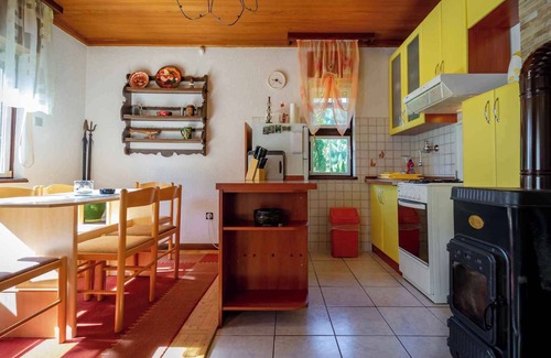 Lokve House | Holiday home with terrace and large garden