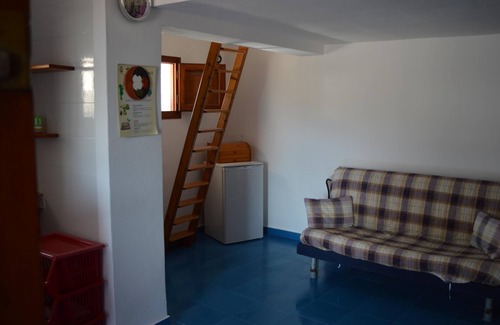 Tracino House | Holiday Home "Ziloto" with Sea View, Terrace & Wi-Fi