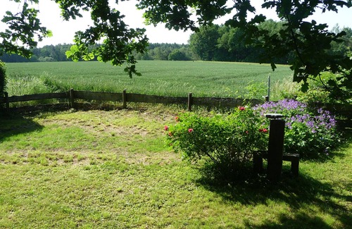 Roedental House | Holiday Home 'Zur Einberger Schweiz' with Private Terrace, Private Garden and Wi-Fi