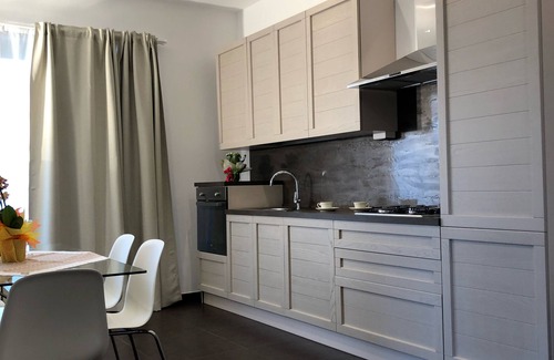 Giarre House | Holiday Homes Borgo Papardo "Steel"