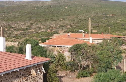 Bizerte Ski Chalet | Holiday Homes -- Chalet du Paradis