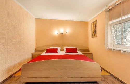 Cerklje ob Krki Apartment | Holiday Homes I&G by the river next to Olimje