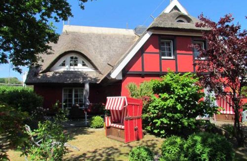 Gross Zicker House | Holiday homes in Groß Zicker, Germany