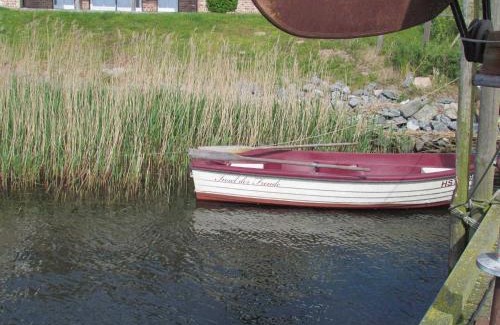 Gross Zicker House | Holiday homes in Groß Zicker, Germany