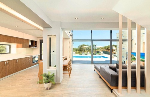 Mathes House | Holiday house Yeoryioupolis Kriti for 1 - 45 persons with 15 bedrooms - Holiday house