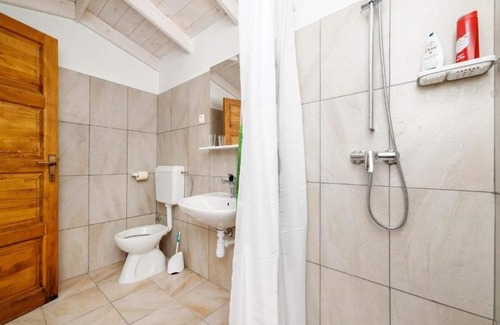 Zirje House | Holiday house Dusko - robinson: - Zirje (Island Zirje), Riviera Sibenik, Croatia