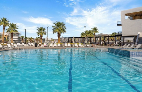 St. George Condo | Holiday House #73: Desert Color Lagoon + Beaches
