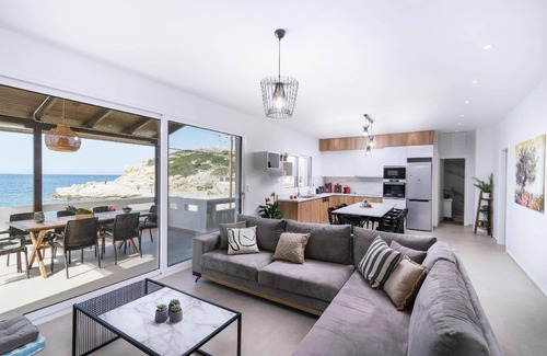 Lygaria House | Holiday house Agia Pelagia for 1 - 8 persons with 3 bedrooms - Holiday house