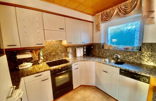 Albinen Ski Chalet | Holiday house Albinen for 1 - 5 persons with 2 bedrooms - Detached holiday house