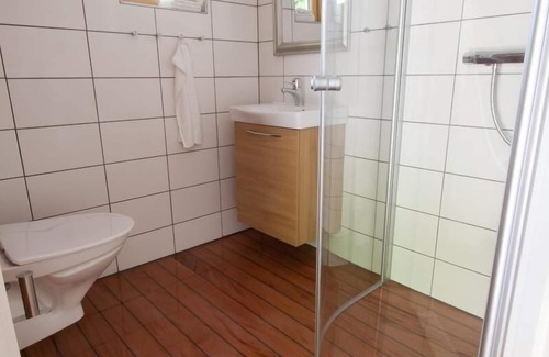 Alingsas House | Holiday house Alingsås for 1 - 9 persons with 3 bedrooms - Holiday house