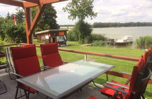 Priepert Apartment | Holiday house Am Großen Priepertsee (21454) - Cottage on the water