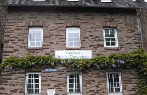Bruttig House | Holiday house "An den Moselwiesen"