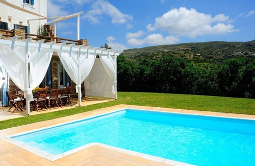 Kato Fellos House | Holiday house Andros for 1 - 8 persons with 4 bedrooms - Holiday home