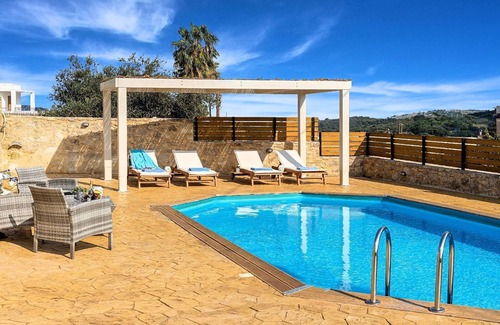 Episkopi House | Holiday house Argiroupoli for 1 - 16 persons with 5 bedrooms - Holiday house