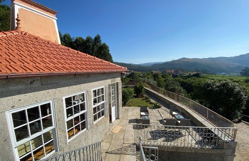 Cardielos House | Holiday house Balteiro for 1 - 20 persons with 11 bedrooms - Row house