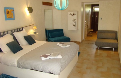 Belleville-en-Beaujolais Other | Holiday house Belleville for 1 - 14 persons with 5 bedrooms - Farmhouse