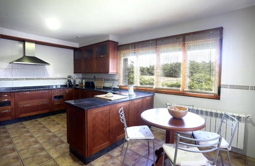 Ortono House | Holiday house Bertamirans for 1 - 12 persons with 6 bedrooms - Holiday house