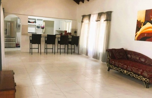 Bacolet House | Holiday house Black Rock for 1 - 10 persons with 4 bedrooms - Holiday home