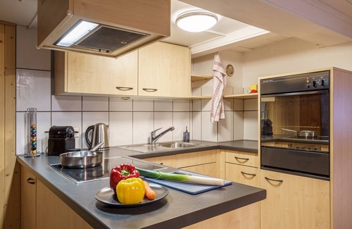 Brienz House | Holiday house Brienz BE for 1 - 10 persons with 6 bedrooms - Historical building