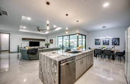 Pelican House | Holiday house Cape Coral for 1 - 5 persons with 3 bedrooms - Holiday house