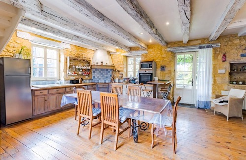 Sainte-Mondane House | Holiday house Carlux for 1 - 33 persons with 14 bedrooms - Holiday house