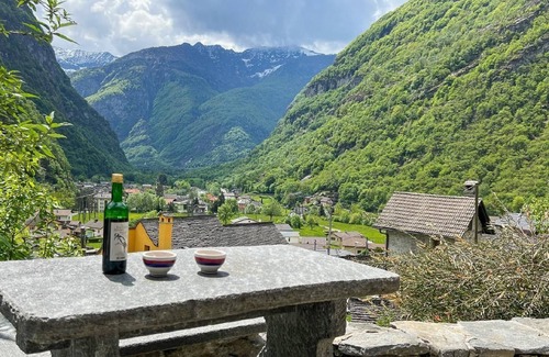 Cavergno House | Holiday house Cavergno for 1 - 4 persons with 1 bedroom - Holiday home